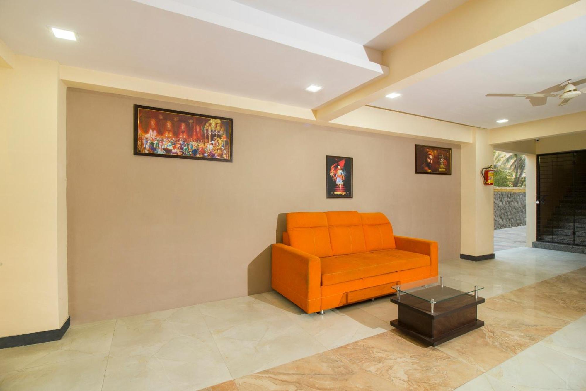 Hotel O The Star Hotel Panvel Extérieur photo